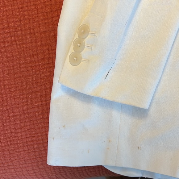 Linen Aritzia Blazer - Picture 3 of 3